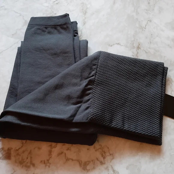 LAST 1! PLUS Tummy Control Leggings - Picture 4 of 6